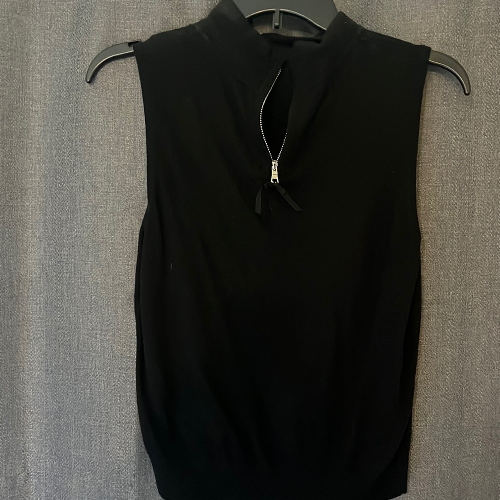 Sleeveless top